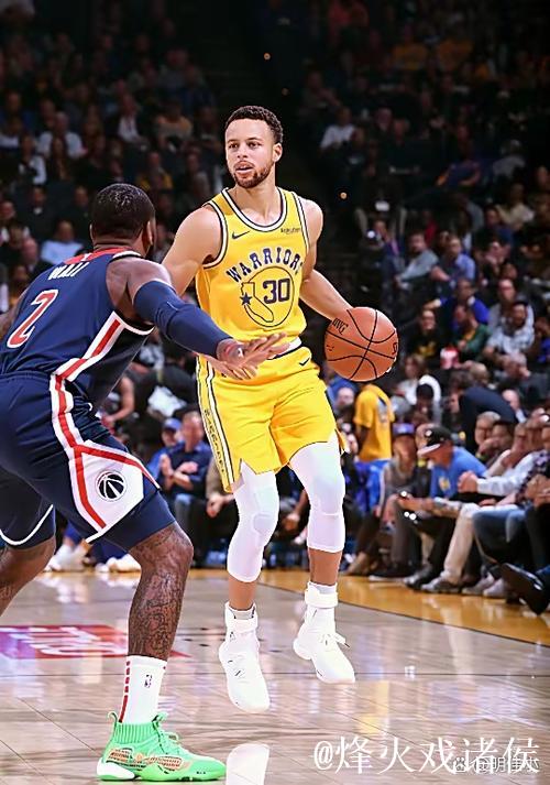 库里下半场低迷仅2分勇士遭国王逆转,绿军加时险胜快船 库里下半场低迷仅2分勇士遭国王逆转,绿军加时险胜快船